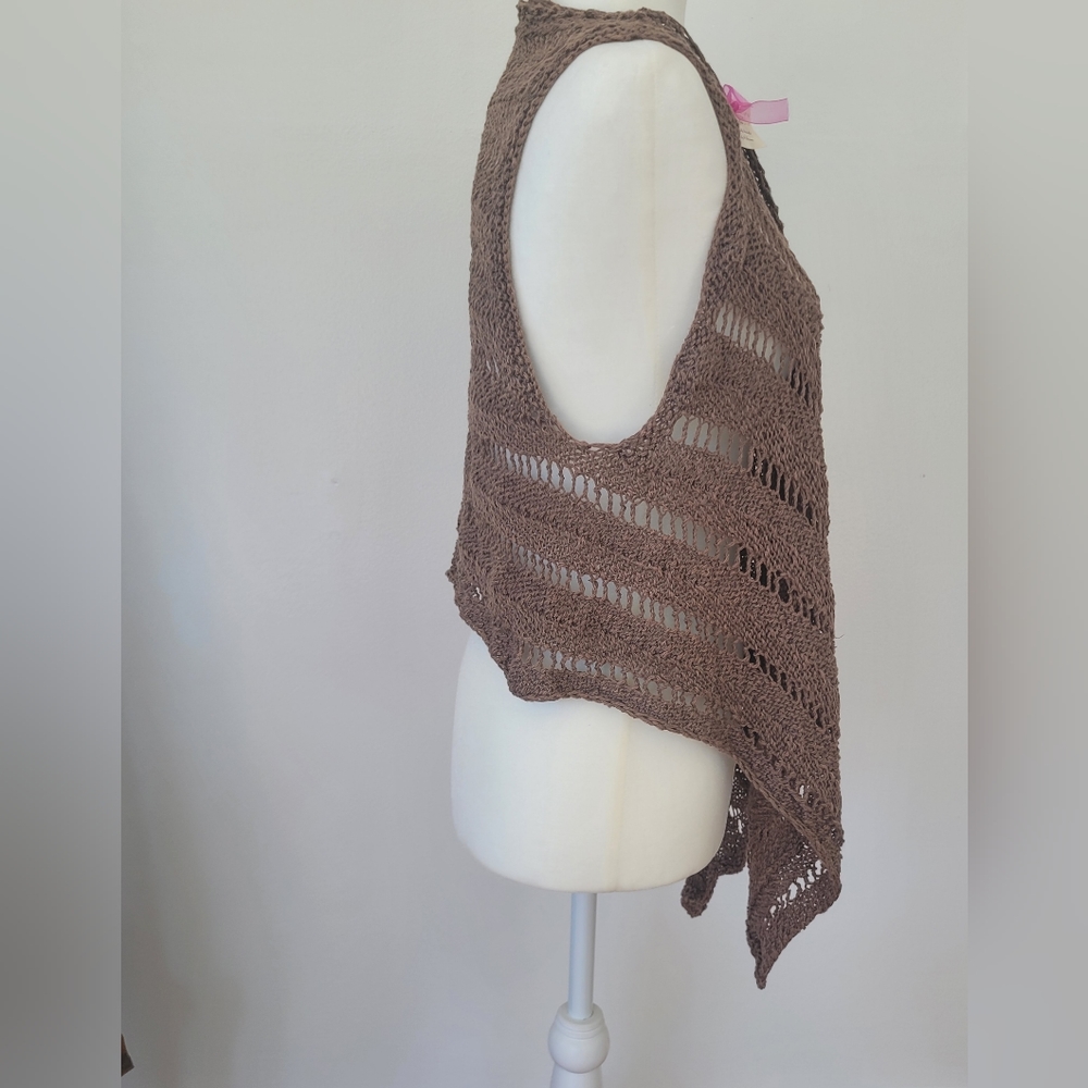 Hand knitted vest - Picture 3 of 3